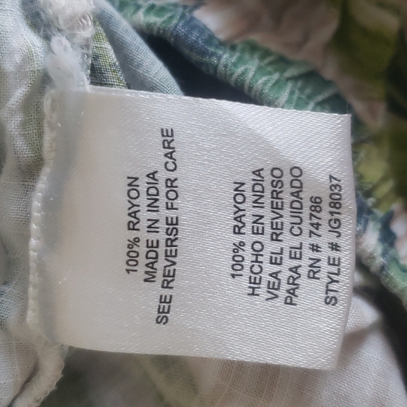 Lounge Set, Size Small - Picture 7 of 14